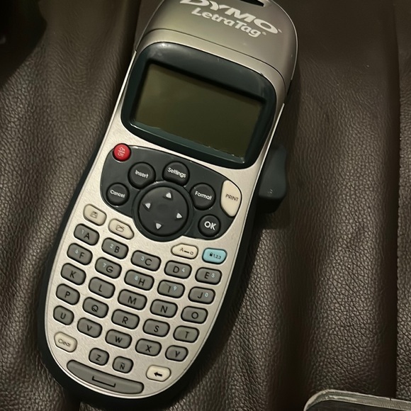 DYMO letratag label maker - Picture 1 of 6